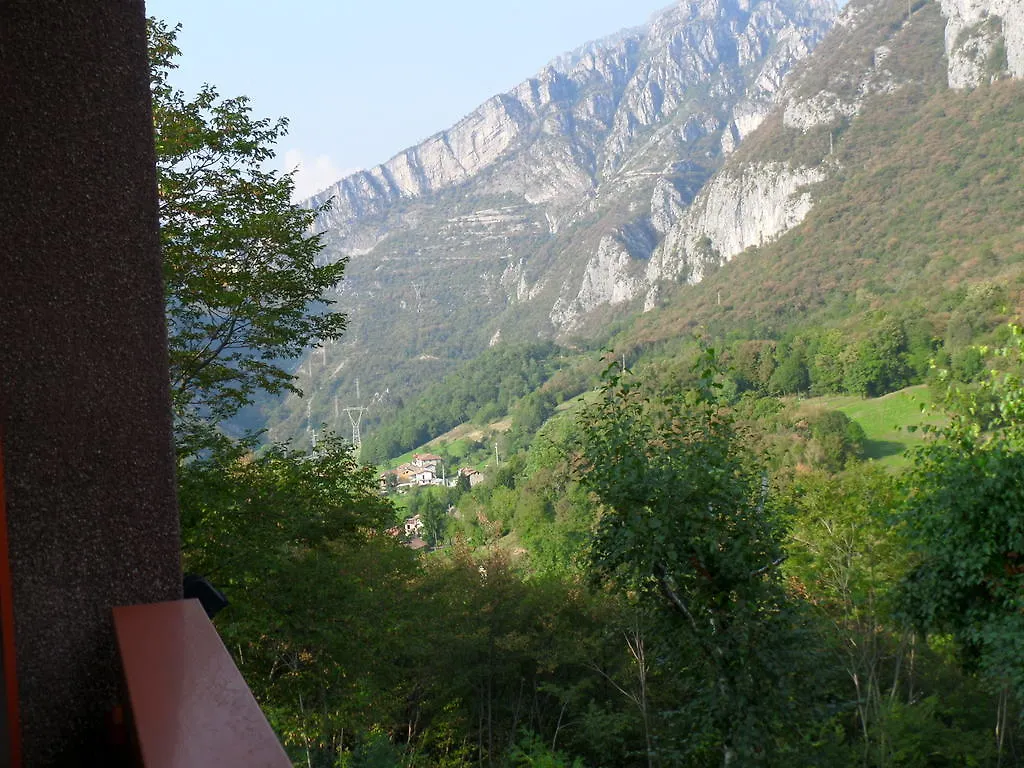 Nocleg ze śniadaniem B&B Partenza Funivia Lecco Włochy